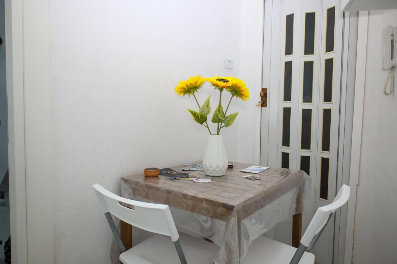 Casa Maria Appartement Napels Buitenkant foto